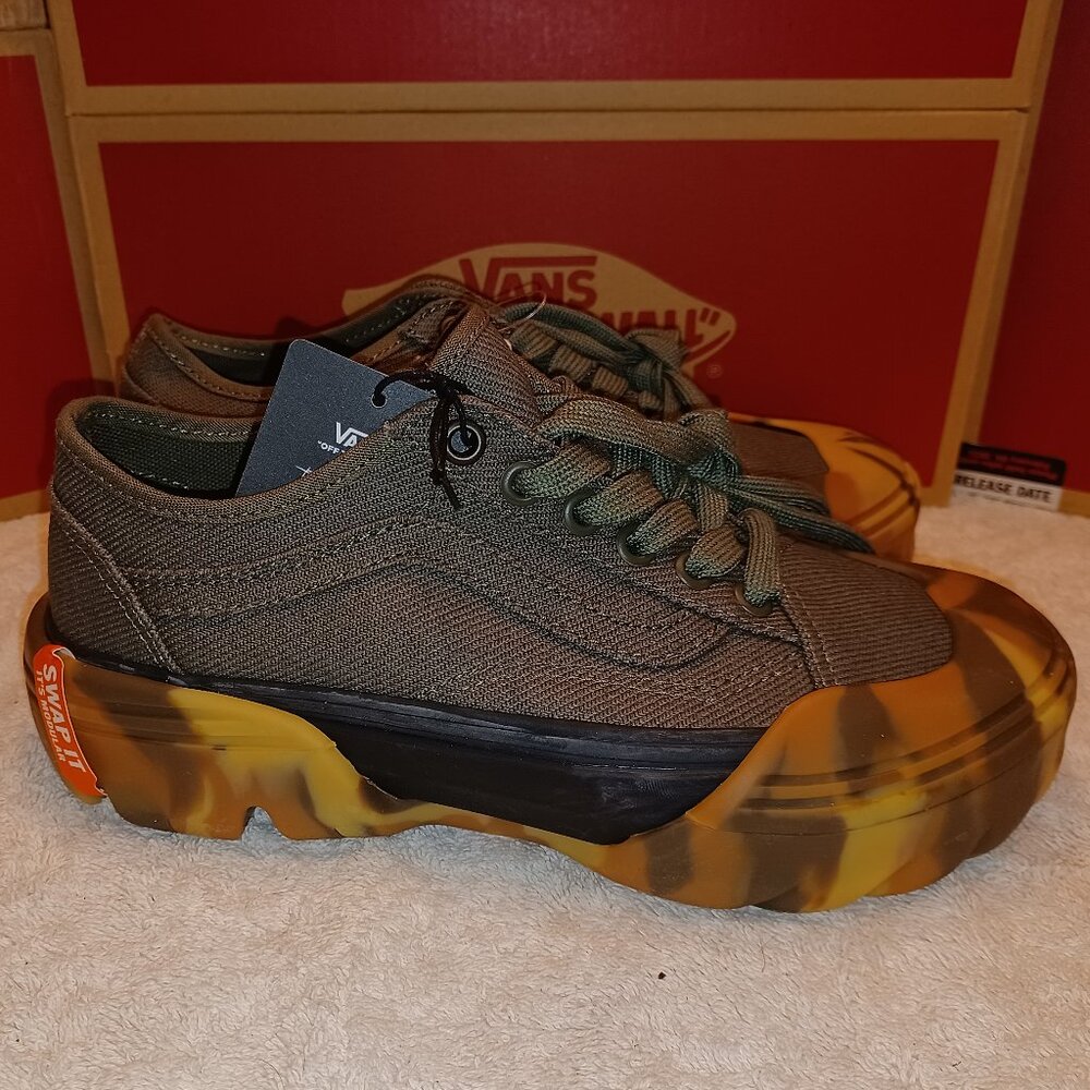 Vans Men's 4/Women's 5.5 Old Skool With Camo Modular Wraps